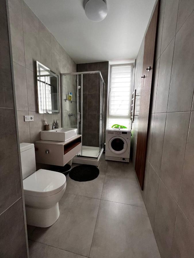Nyvky Like Home - Apt 49 Kiev Ngoại thất bức ảnh